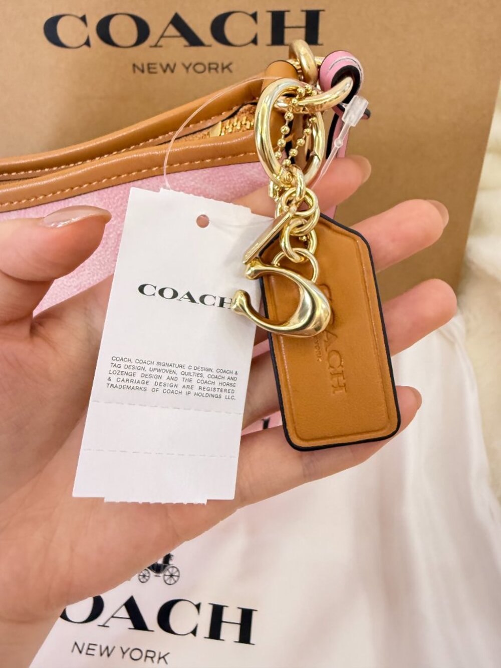 NWT！COACH Laurel Shoulder Bag In Signature Canvas（CEL12）powder pink - Picture 7 of 10